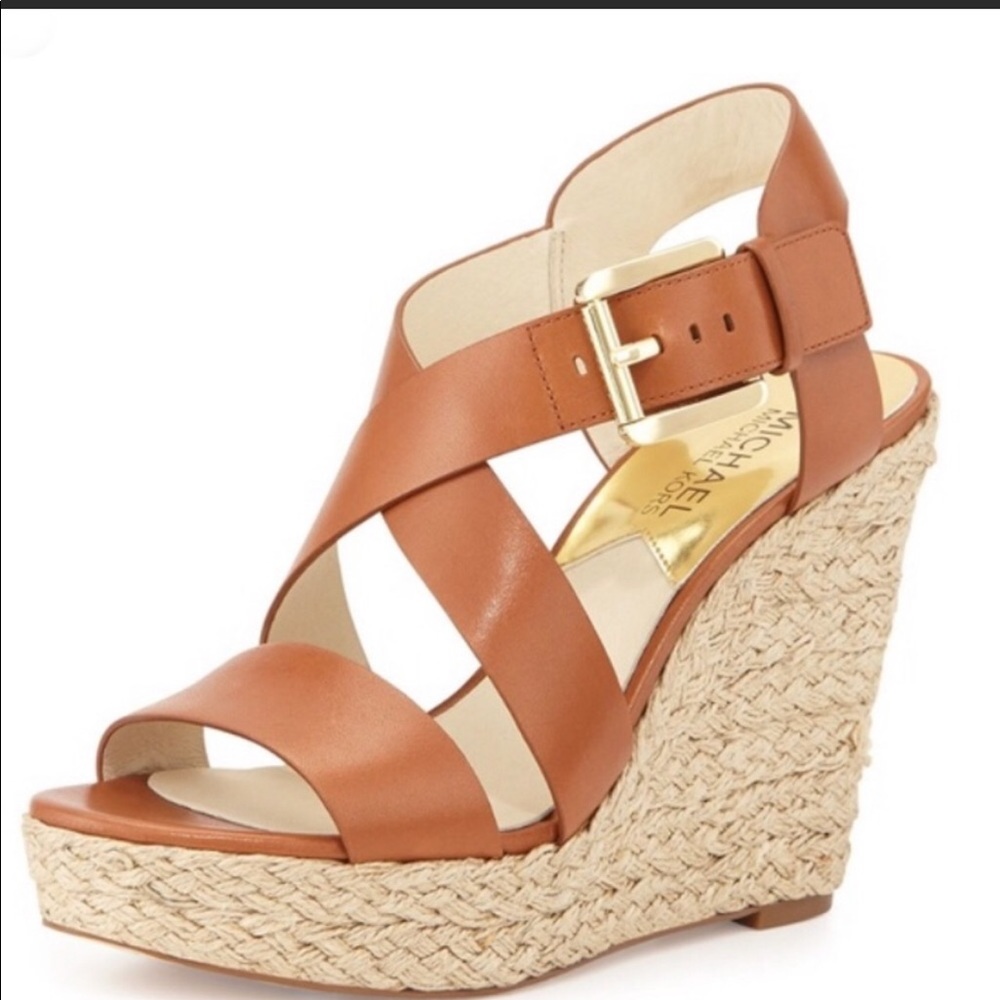 Michael Kors Giovanna wedges size 9